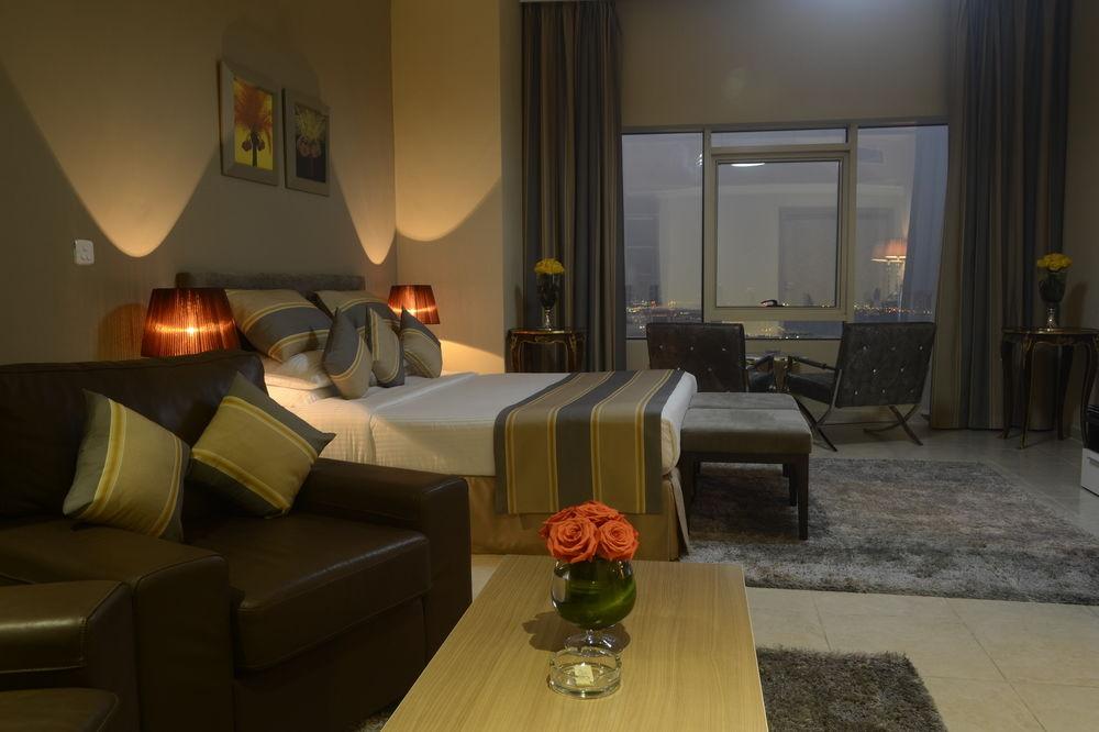 Magnum & West Bay 4* Doha