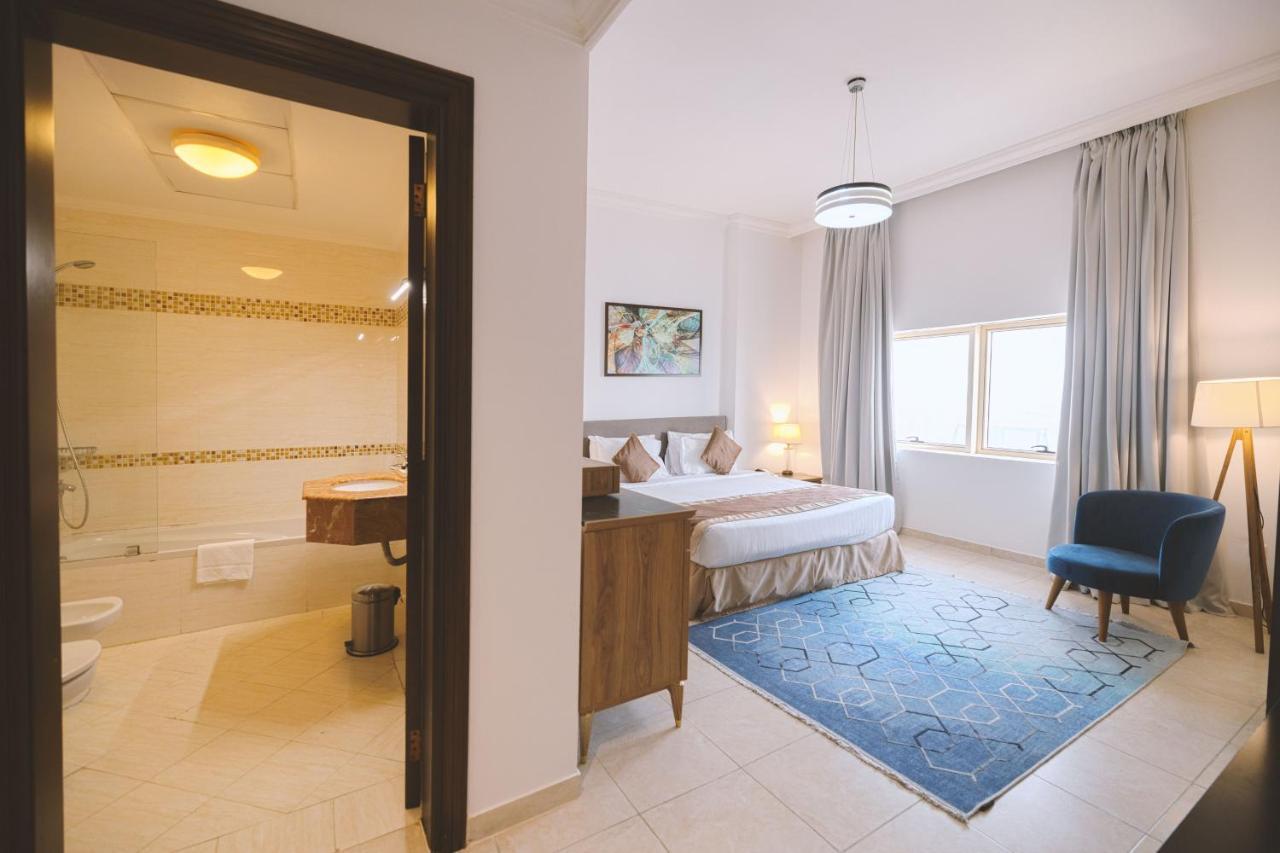Aparthotel Magnum & West Bay 4*