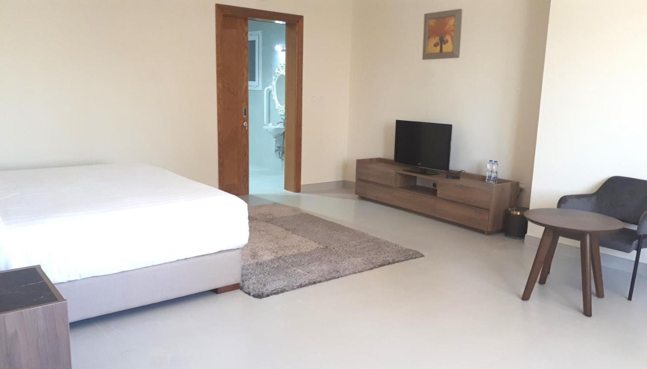 Aparthotel Magnum & West Bay
